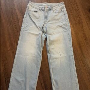 Old Navy Light Wash Wide Leg Jeans